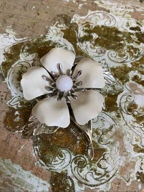 Vintage Sarah Coventry Brooch Pin